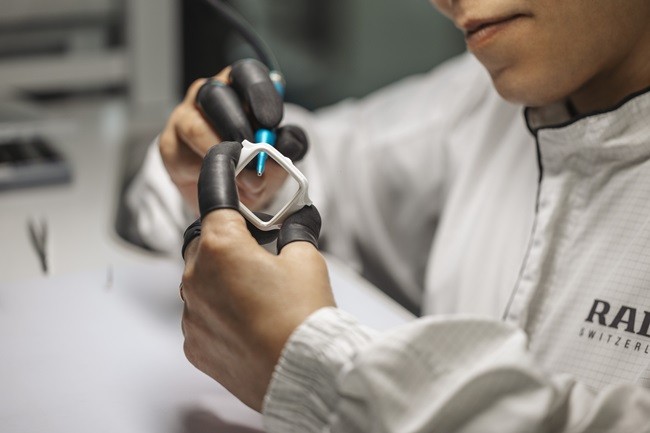 1752221521896875.jpg 02 高科技陶瓷表壳.jpg