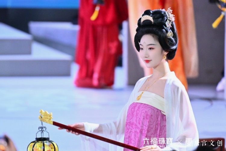 1759138560-45e663d9eb607ca