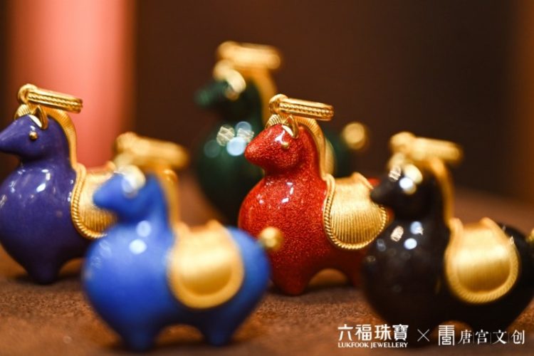 1759138562-fc671aa8f446d42